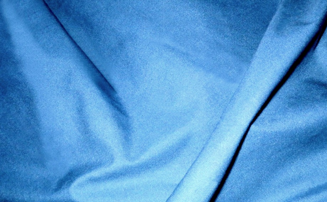 modrá bavlna